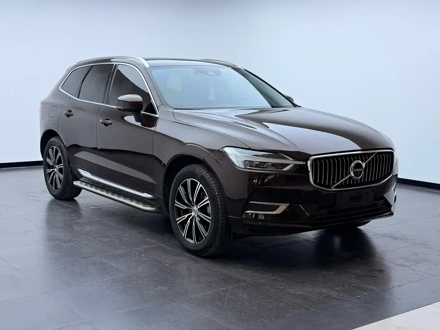 2020 Volvo XC60 T5 AWD Inscription Luxury Edition — миниатюра 3