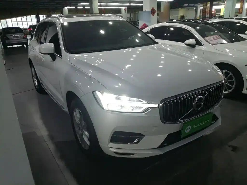 2021 Volvo XC60 T5 AWD Inscription Luxury Edition — миниатюра 22