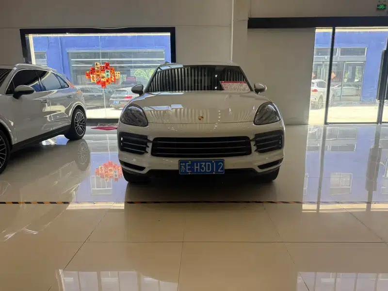 Cayenne 2018 Cayenne 3.0T — миниатюра 2
