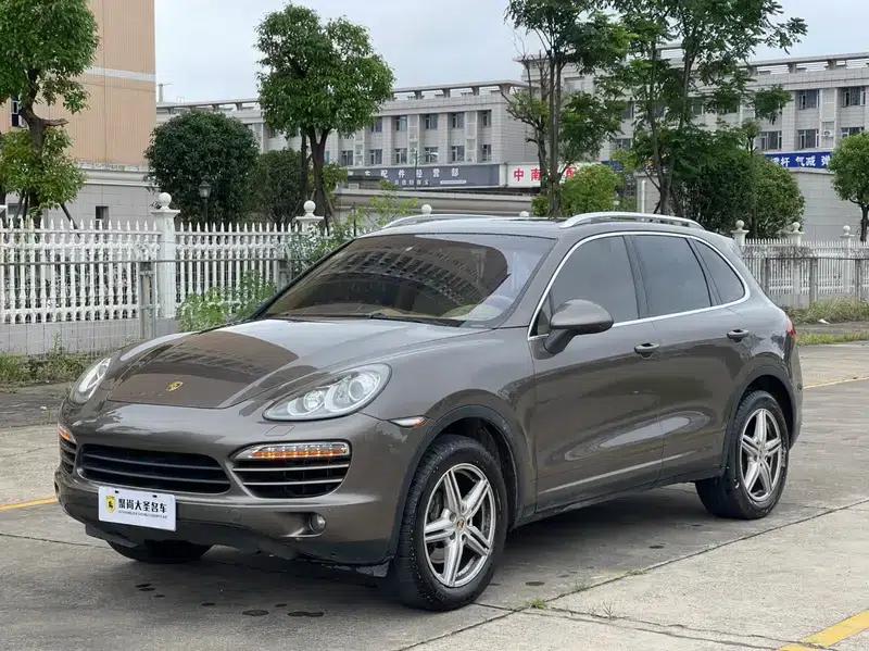 Cayenne 2011 Cayenne 3.0T — миниатюра 1