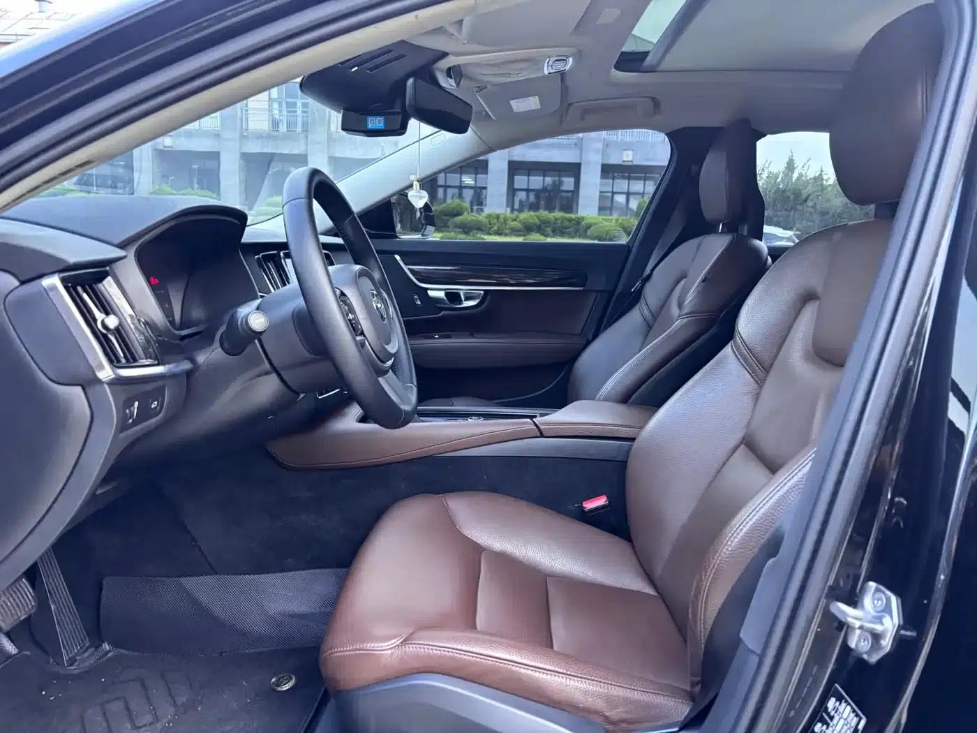 2018 Volvo S90 T4 Smart Edition — миниатюра 14