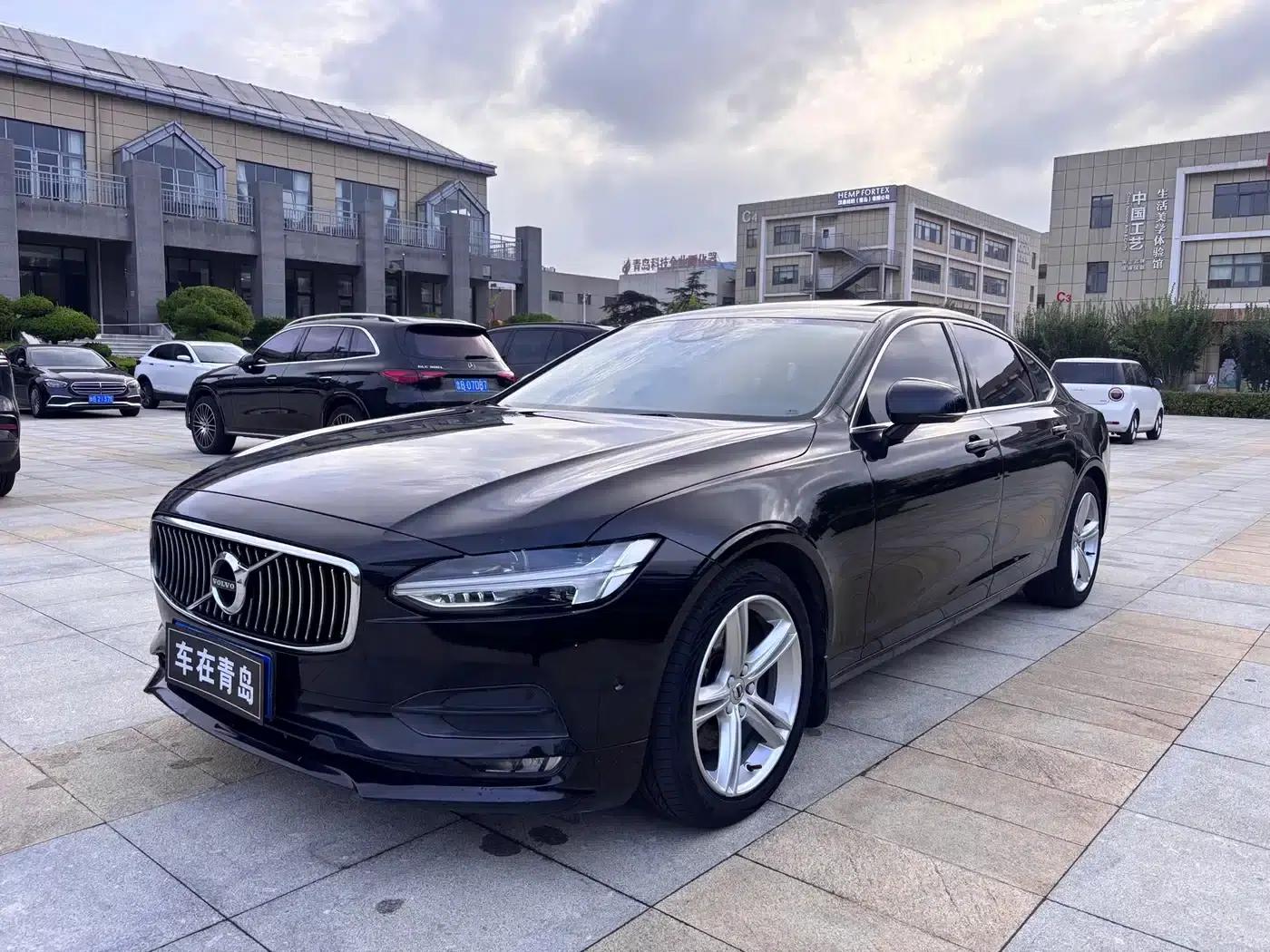 2018 Volvo S90 T4 Smart Edition — миниатюра 10