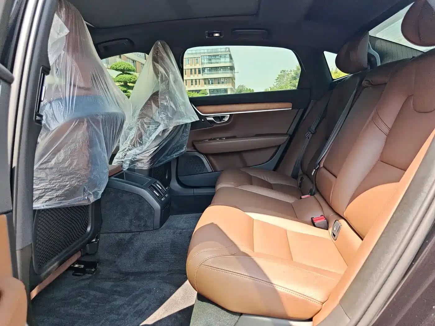 2025 Volvo S90 B5 Smart Luxury Edition — миниатюра 9