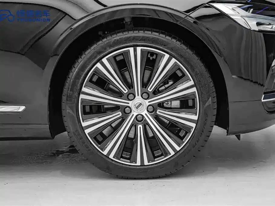 2024 Volvo S90 B5 Inscription Luxury Edition — миниатюра 11
