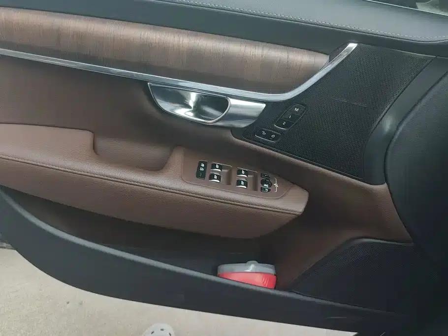 2022 Volvo S90 B5 Smart Luxury Edition — миниатюра 7