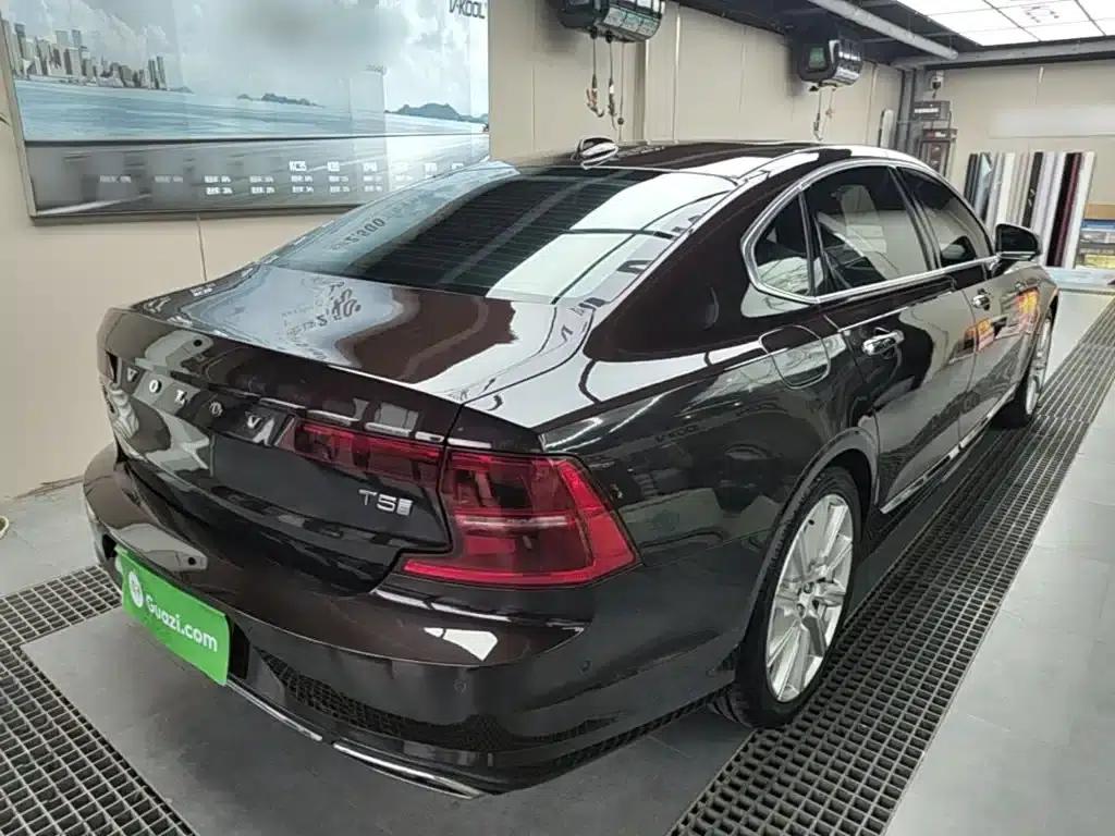 2019 Volvo S90 T5 Smart Edition — миниатюра 7