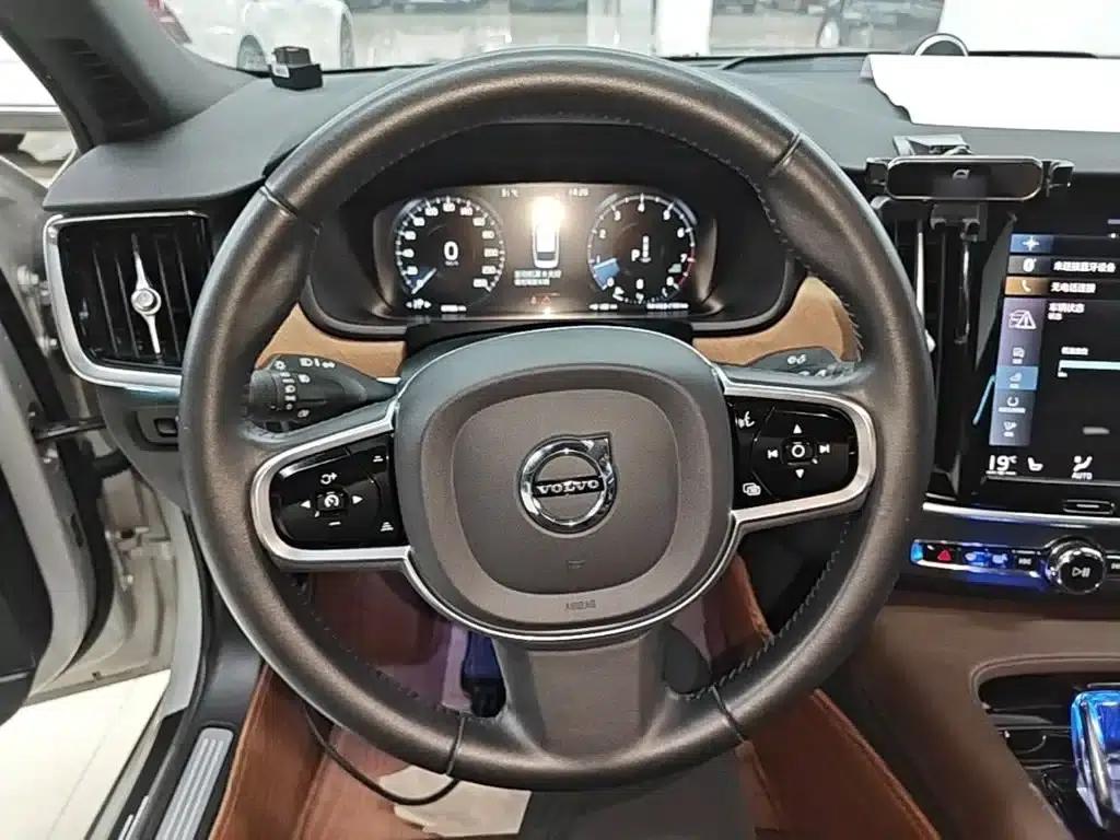 2021 Volvo S90 B5 Smart Luxury Edition — миниатюра 11