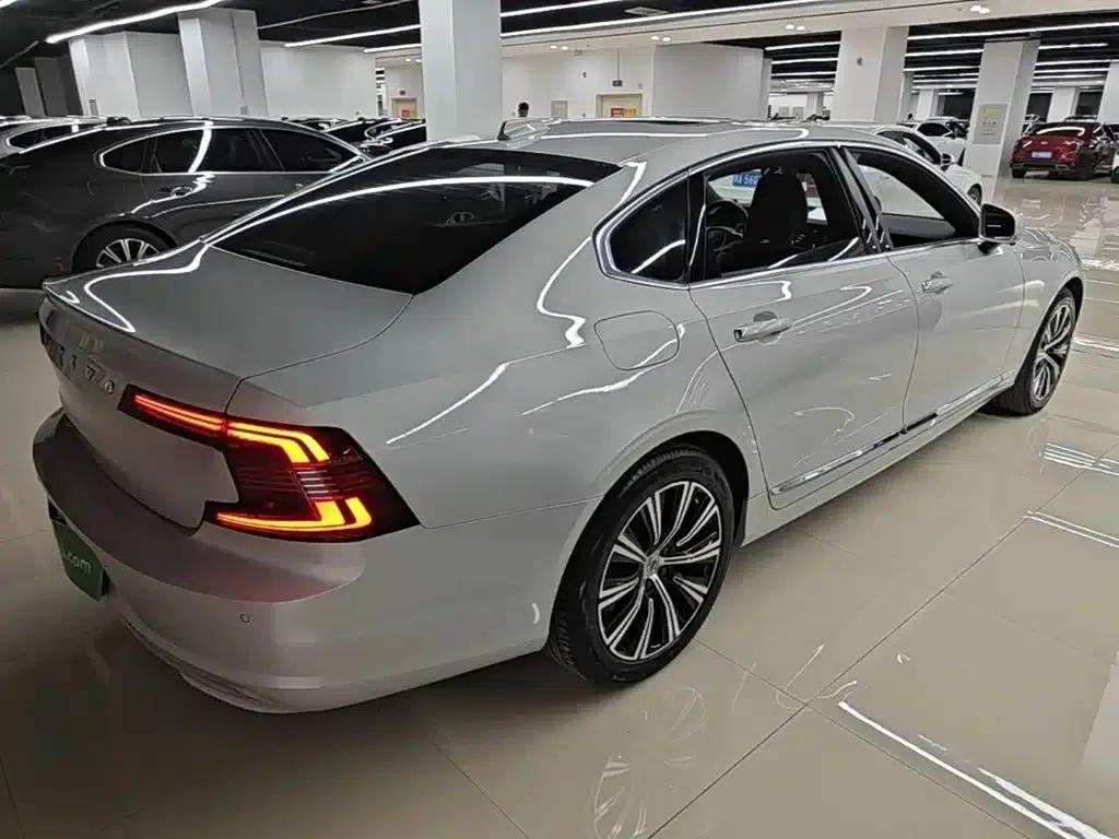 2021 Volvo S90 B5 Smart Luxury Edition — миниатюра 7
