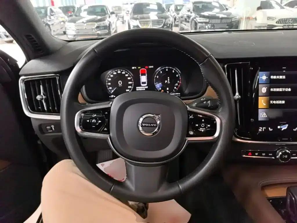 2021 Volvo S90 B5 Smart Luxury Edition — миниатюра 11