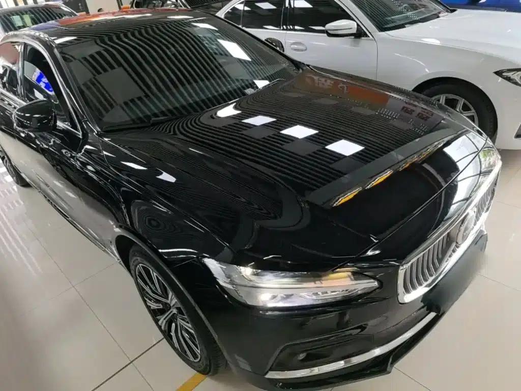 2021 Volvo S90 B5 Smart Luxury Edition — миниатюра 4