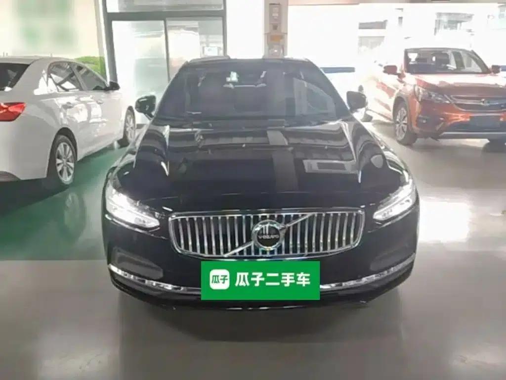 2025 Volvo S90 B5 Smart Luxury Edition — миниатюра 3