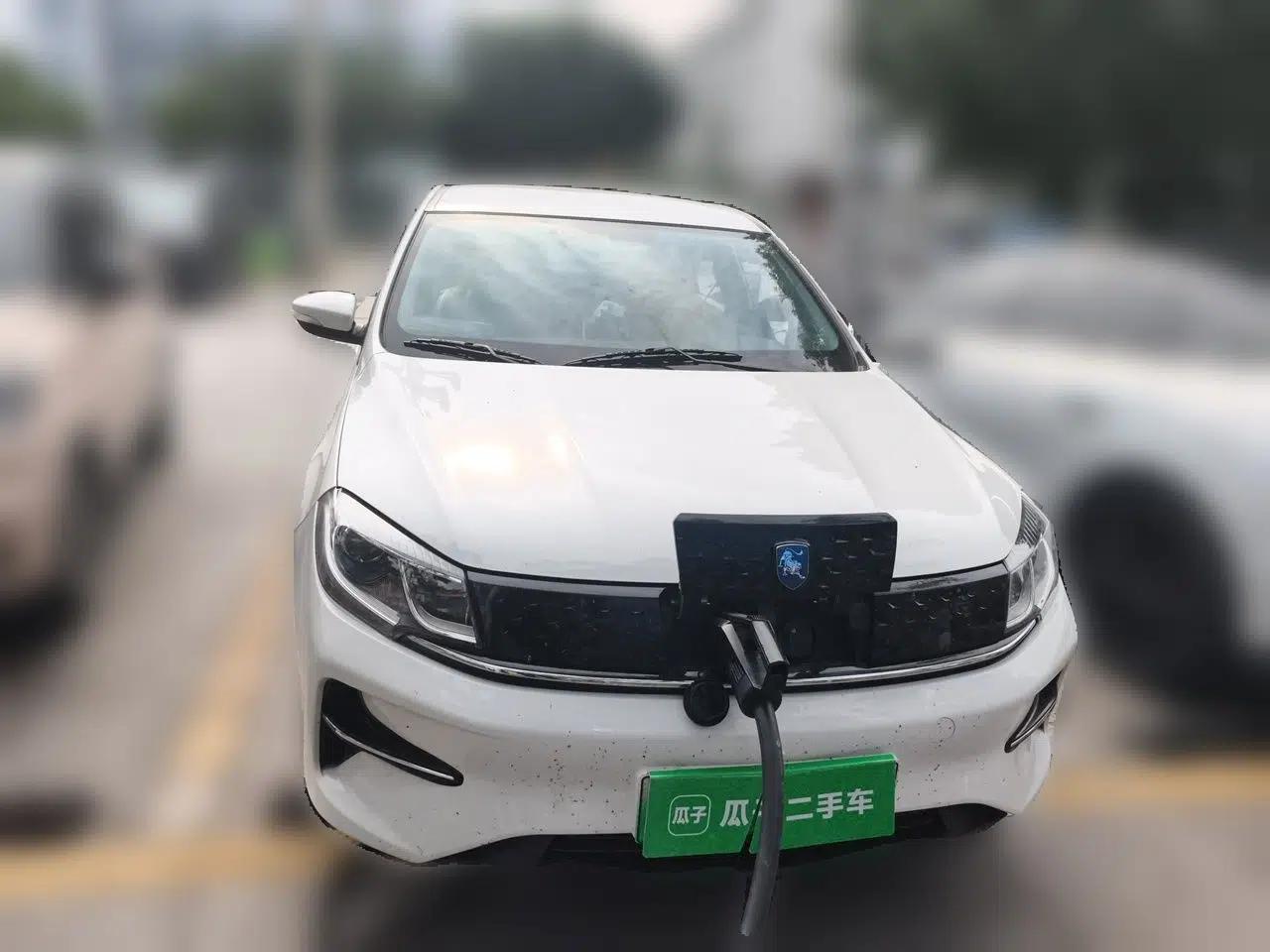FORTHING S60 EV 2024 Elite Model — миниатюра 2