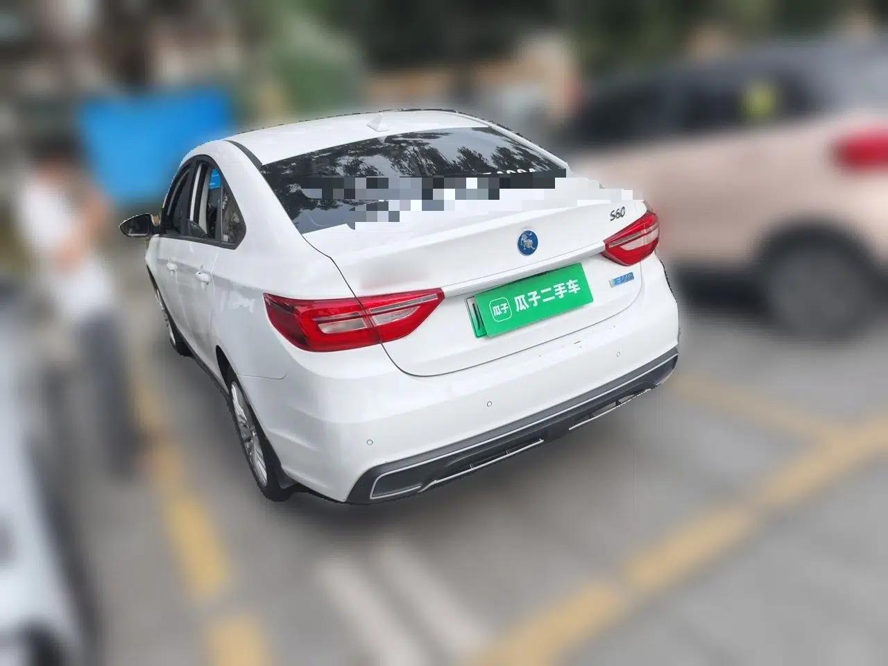 FORTHING S60 EV 2024 Elite Model — миниатюра 4