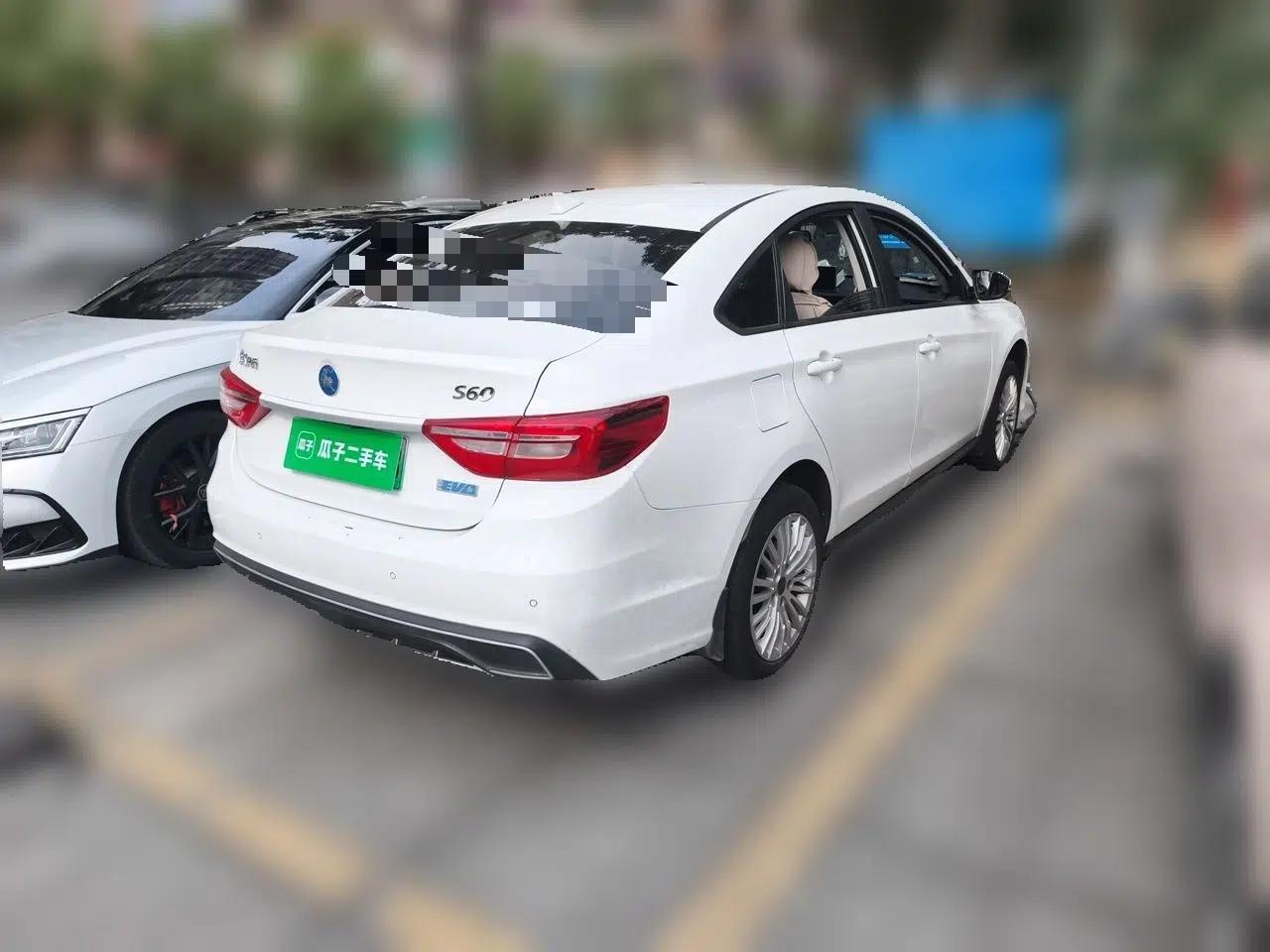 FORTHING S60 EV 2024 Elite Model — миниатюра 6