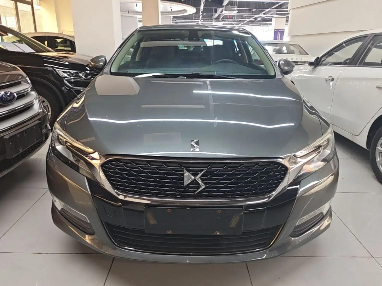 DS 5LS 2014 1.6T Luxury Edition THP160 — миниатюра 2
