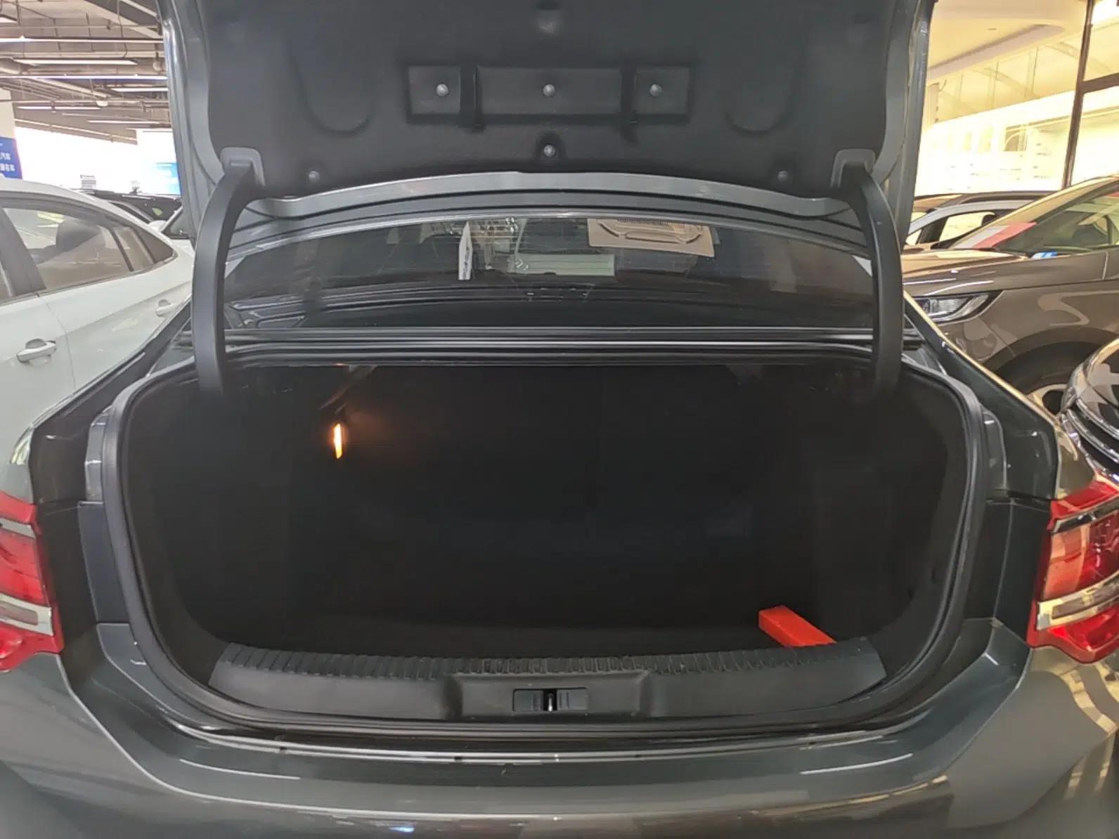 DS 5LS 2014 1.6T Luxury Edition THP160 — миниатюра 27