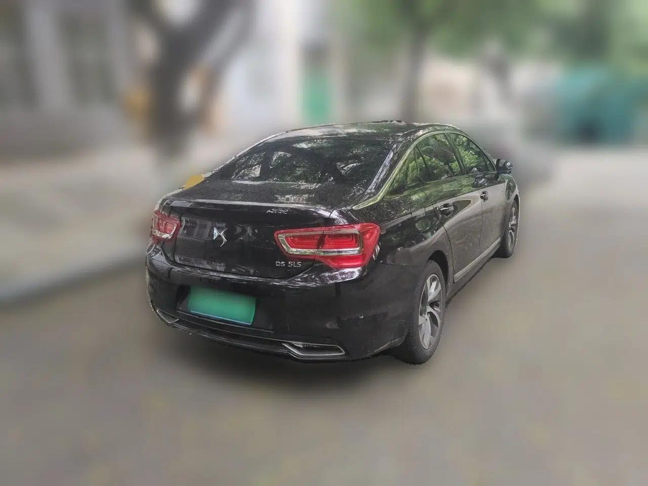 DS 5LS 2015 1.6T Luxury Edition THP160 — миниатюра 4