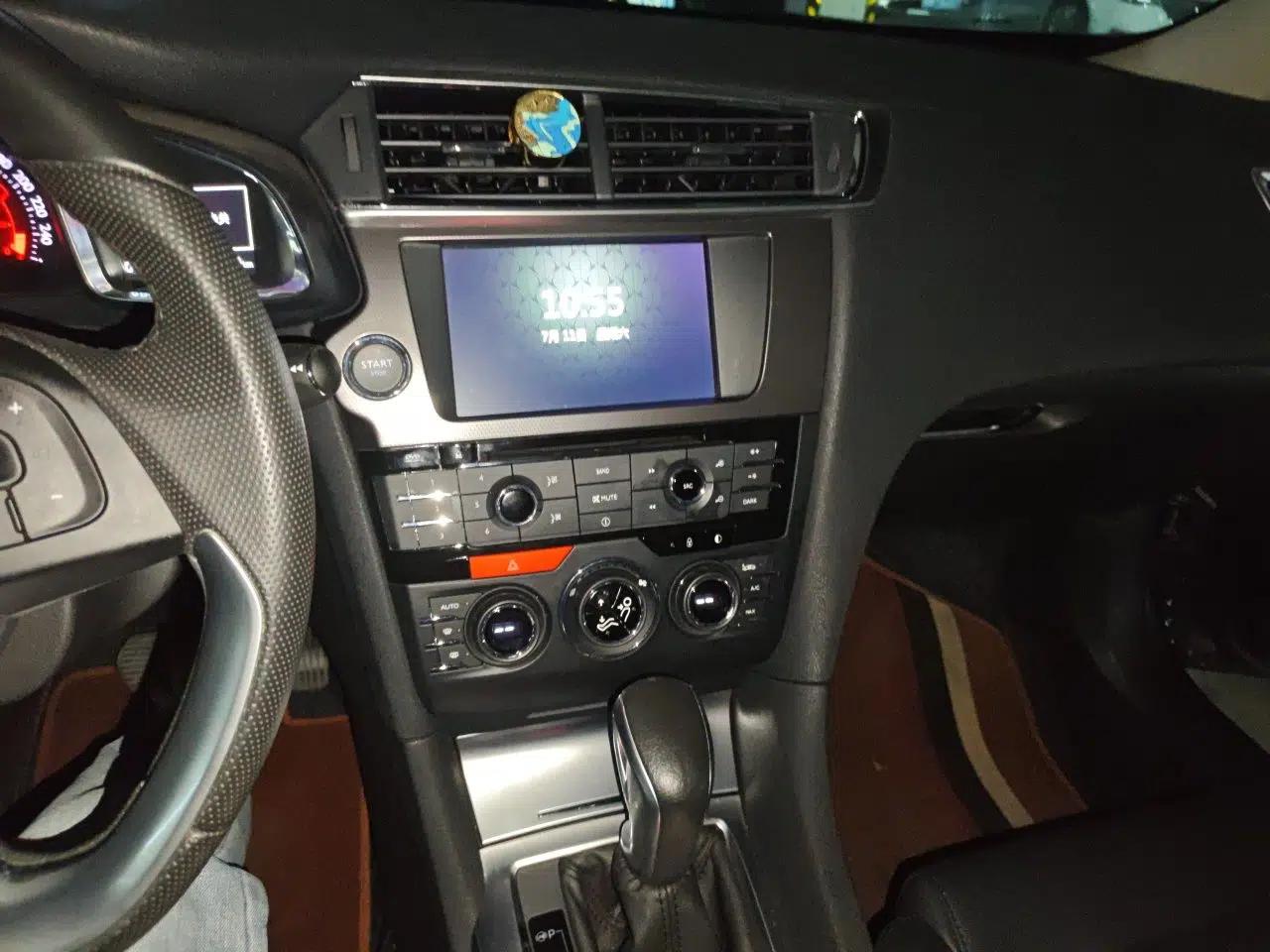 DS 6 2017 1.6T Luxury Edition THP160 — миниатюра 13