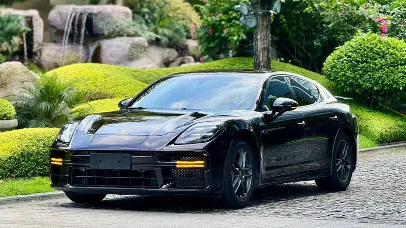 Panamera 2010 Panamera 3.6L — миниатюра 1