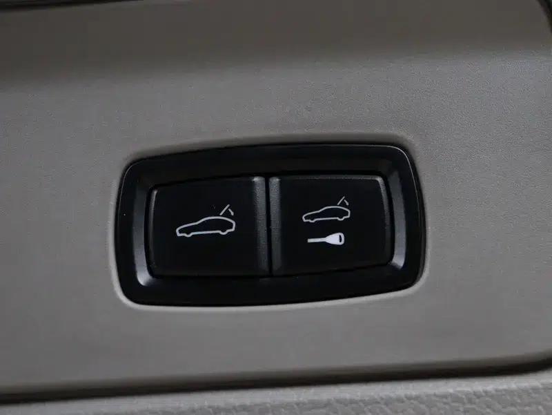 Panamera 2010 Panamera Turbo 4.8T — миниатюра 22
