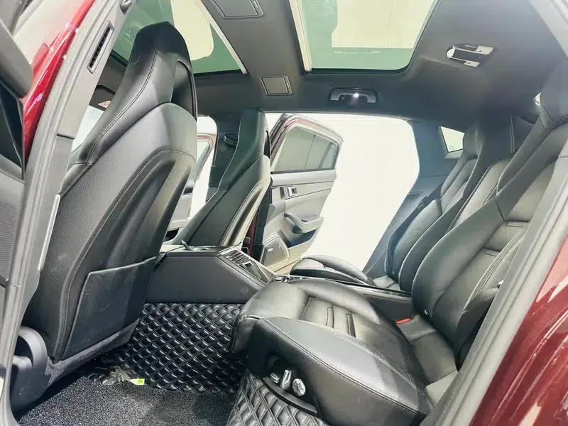 2017 Panamera Executive Long Wheelbase 3.0T — миниатюра 15