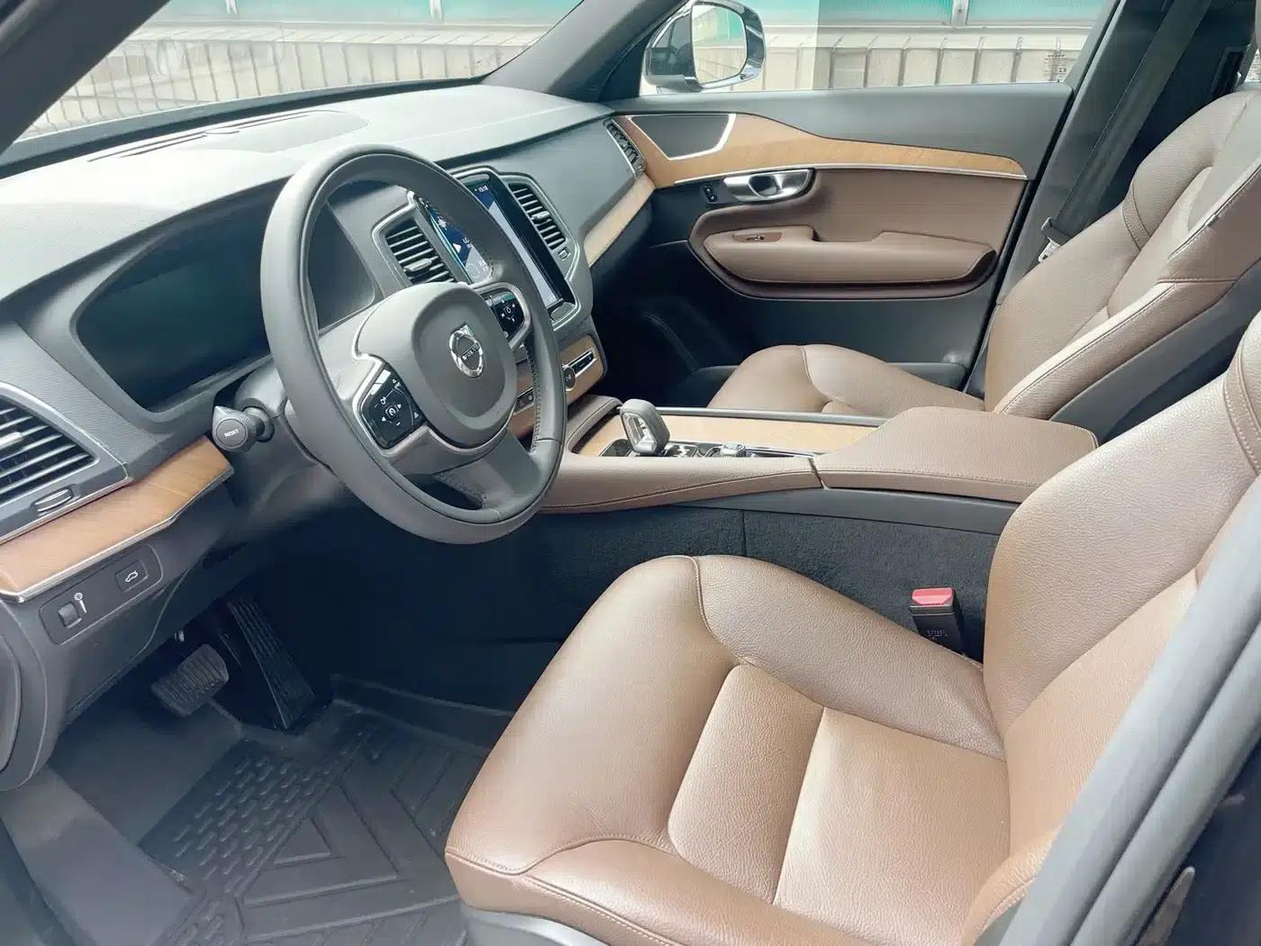 2021 Volvo XC90 B5 Smart Luxury Edition 5-seater — миниатюра 5