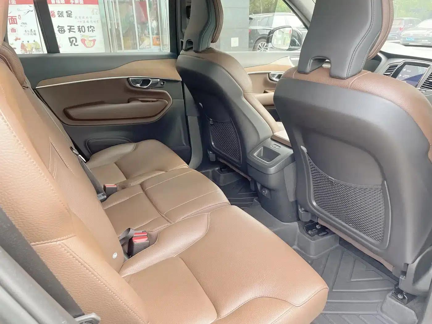 2021 Volvo XC90 B5 Smart Luxury Edition 5-seater — миниатюра 8