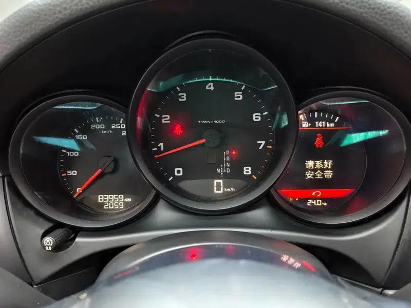 2017 Macan 2.0T — миниатюра 15