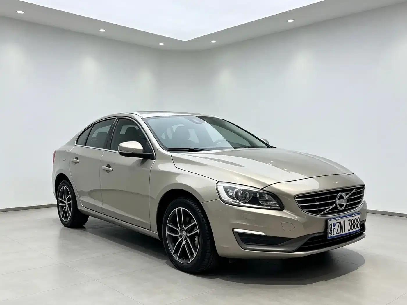 2016 Volvo S60L T3 Smart Edition — миниатюра 2