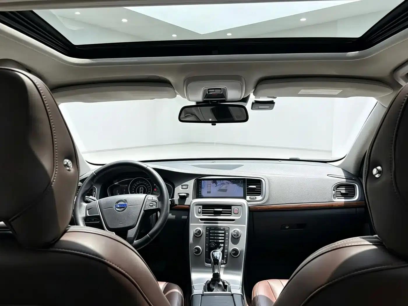 2016 Volvo S60L T3 Smart Edition — миниатюра 7