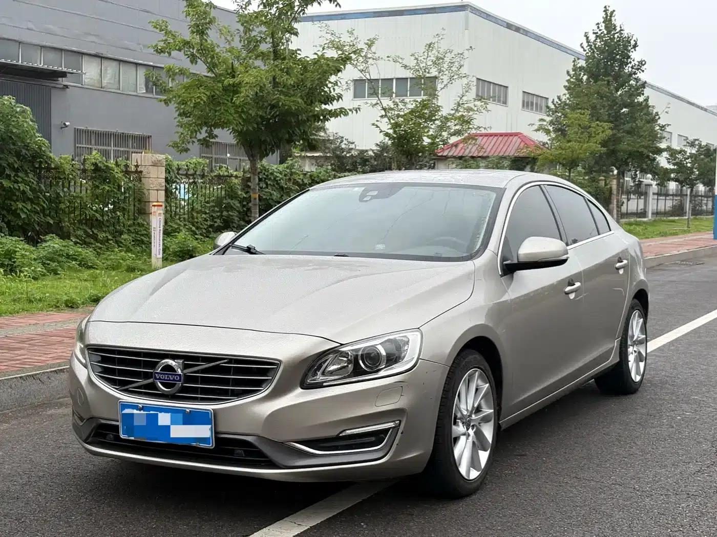 2015 Volvo S60 S60L 2.0T Smart Edition — миниатюра 2