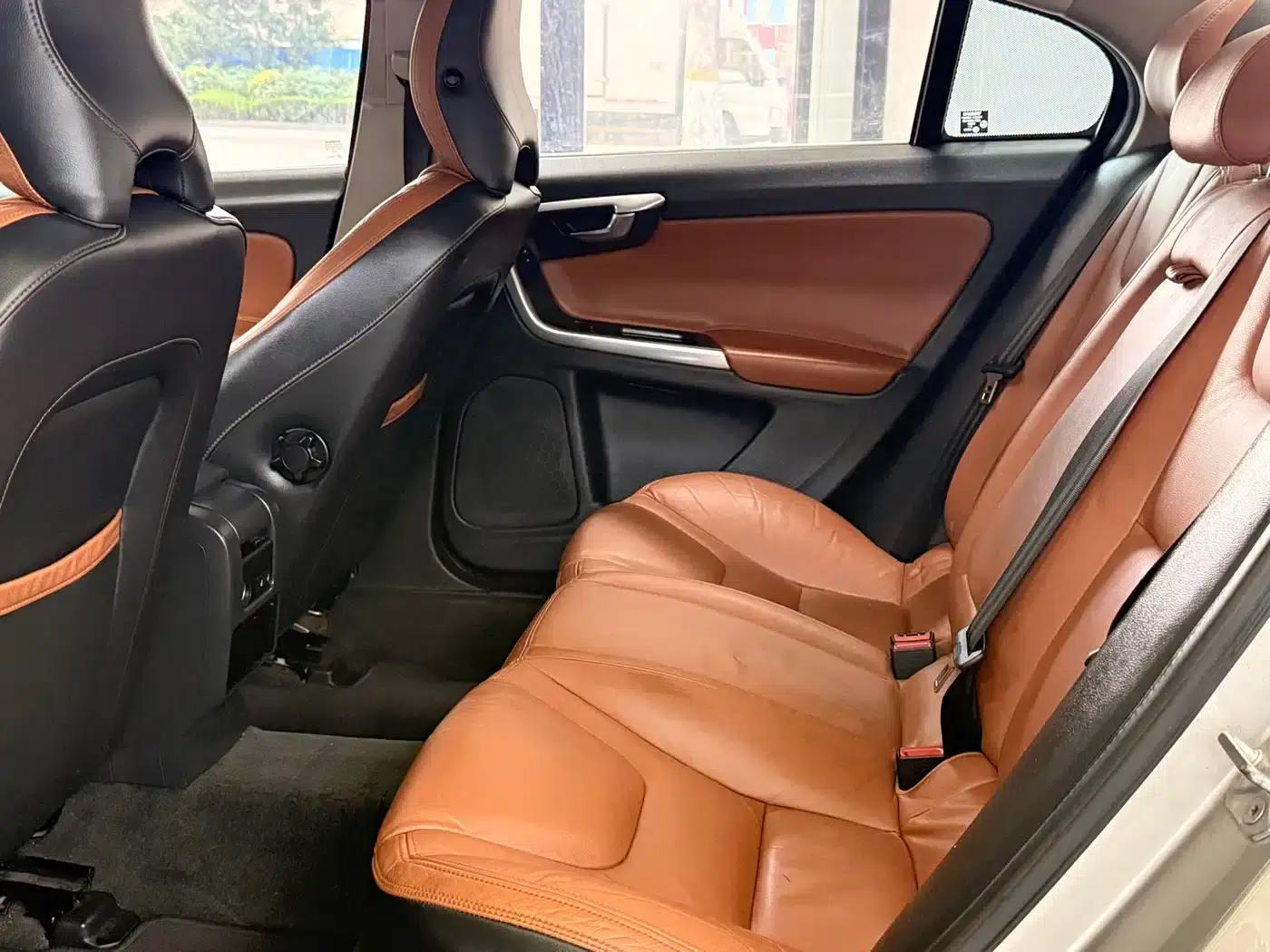 2014 Volvo S60 S60L 2.0T Smart Edition — миниатюра 5