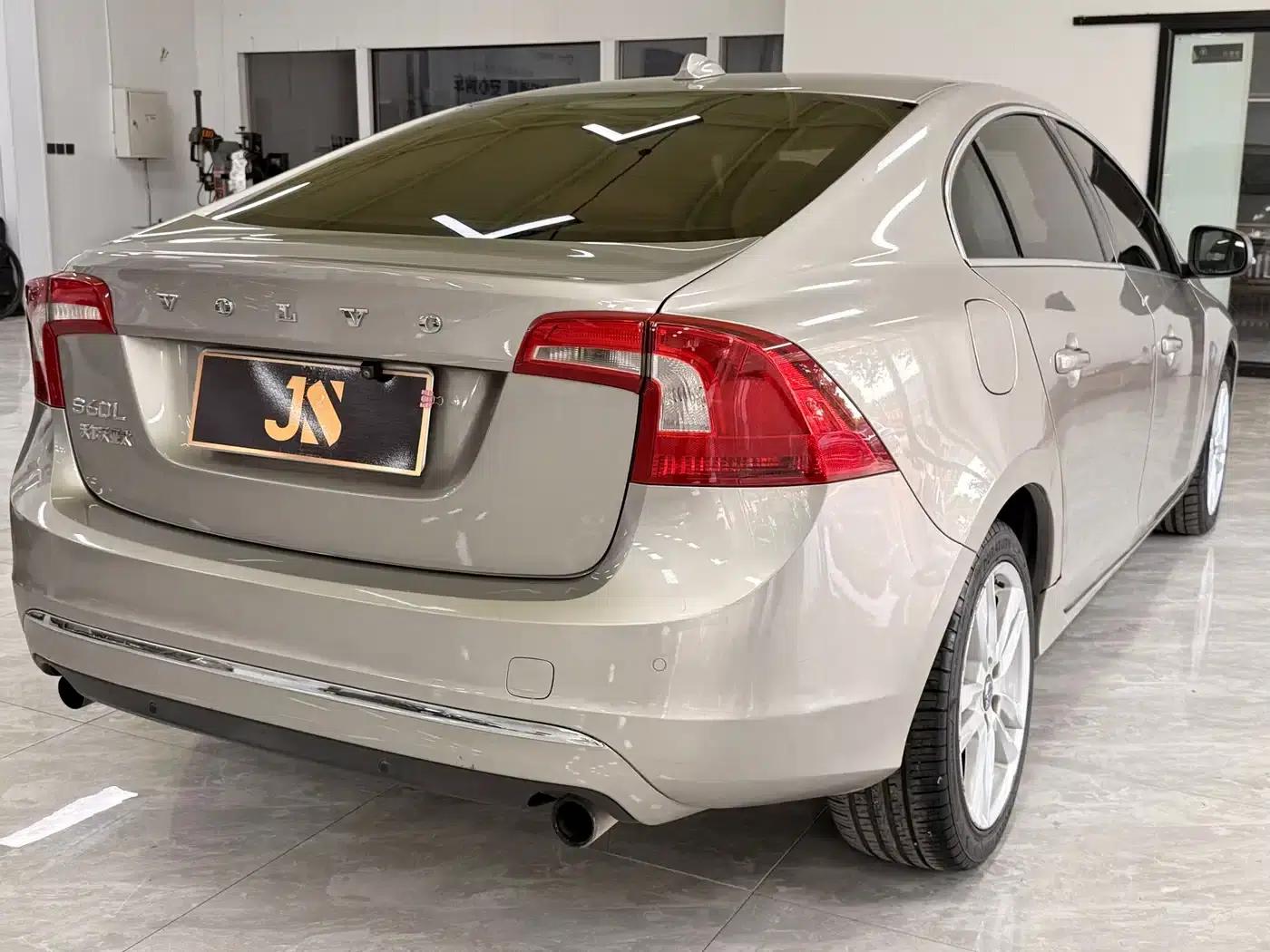 2014 Volvo S60 S60L 2.0T Smart Edition — миниатюра 9