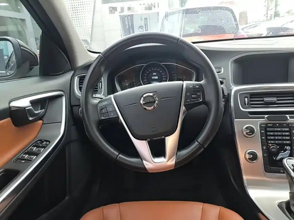 2019 Volvo S60 S60L T3 Smart Edition — миниатюра 11