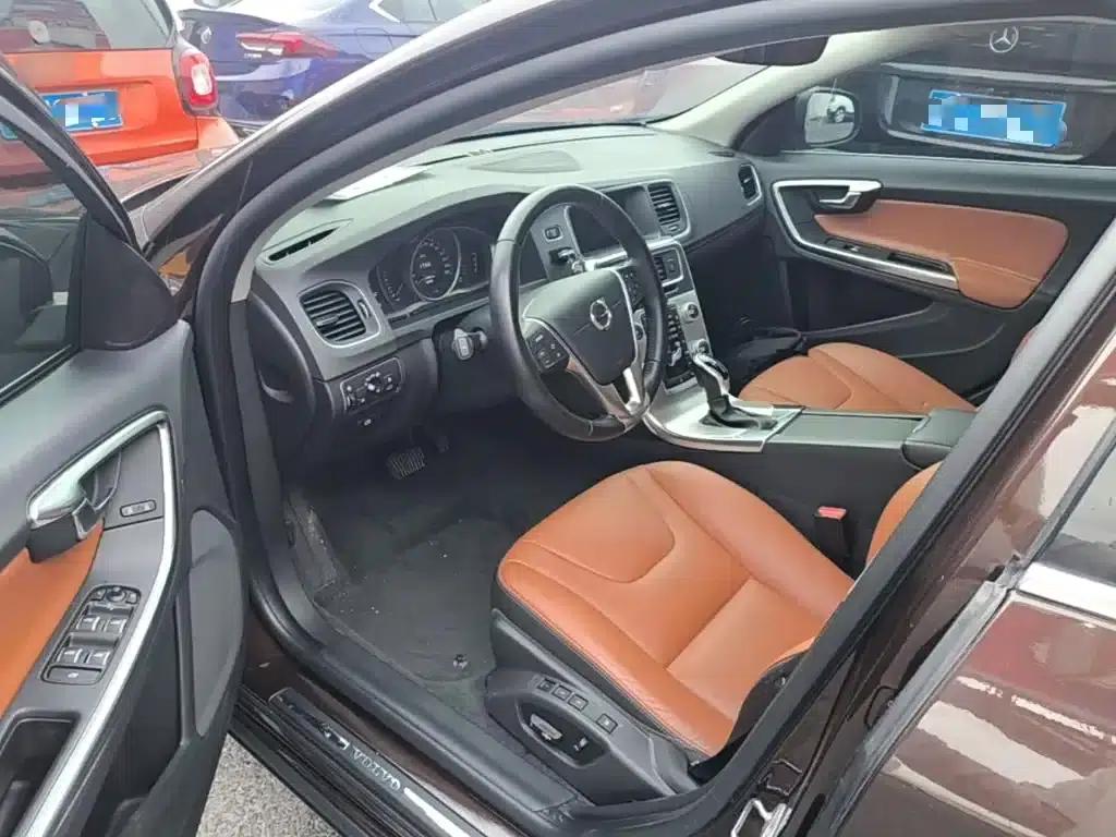 2019 Volvo S60 S60L T3 Smart Edition — миниатюра 16