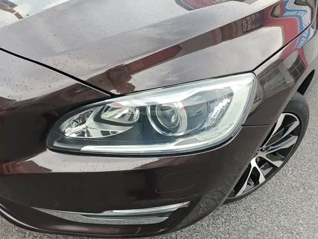 2019 Volvo S60 S60L T3 Smart Edition — миниатюра 24