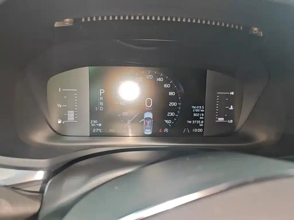 2021 Volvo S60 T4 Inscription Luxury Edition — миниатюра 12