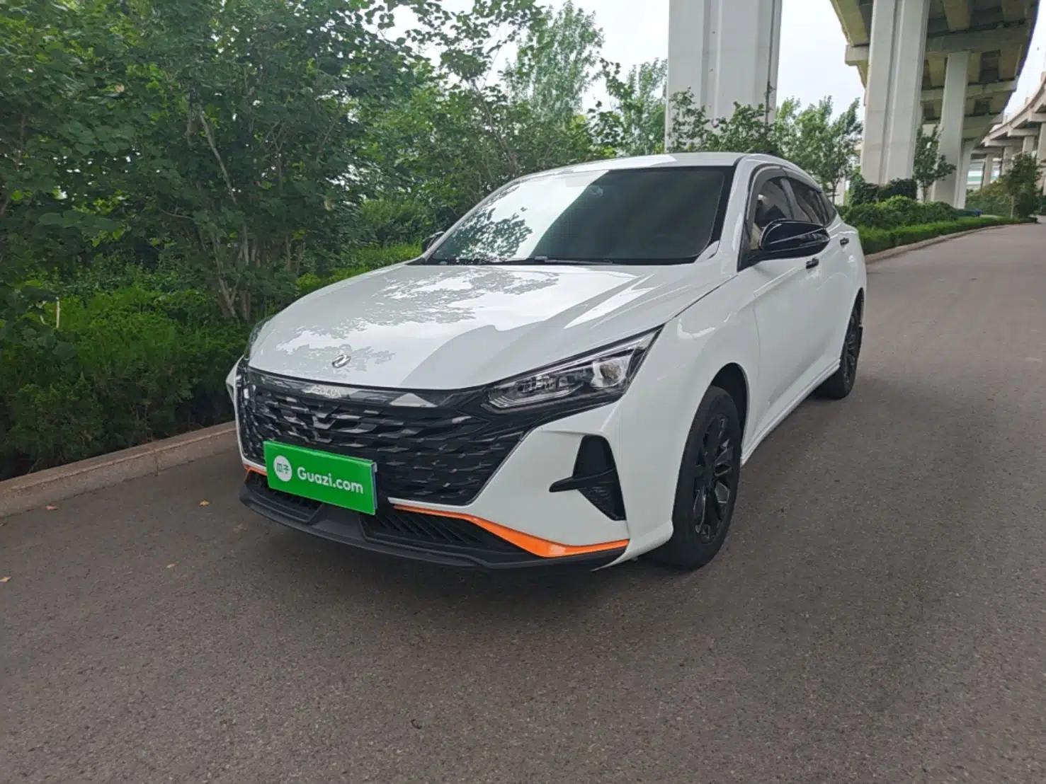 Dongfeng Aeolus Yixuan 2023 Mach Edition 1.5L Automatic Chasing Wind Version — миниатюра 1