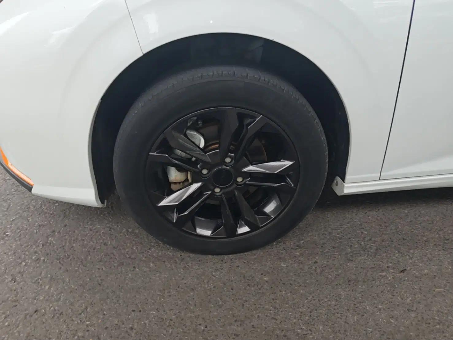 Dongfeng Aeolus Yixuan 2023 Mach Edition 1.5L Automatic Chasing Wind Version — миниатюра 10