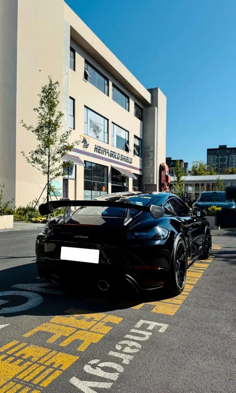 Porsche 718 2022 Cayman GT4 RS 4.0L — миниатюра 15