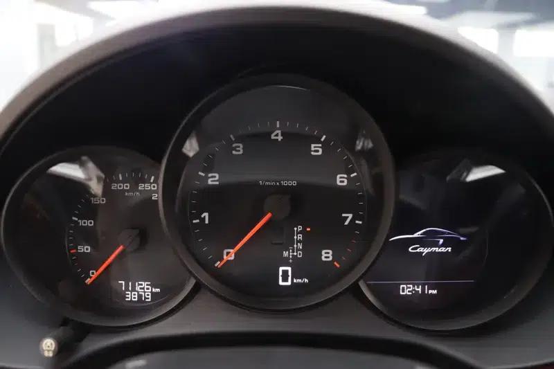 Porsche 718 Cayman 2016 2.0T — миниатюра 14