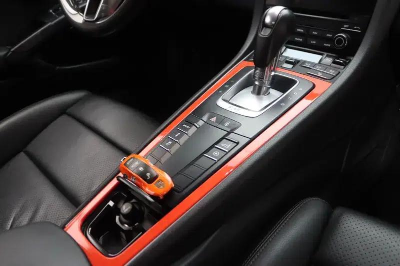 Porsche 718 Cayman 2016 2.0T — миниатюра 17