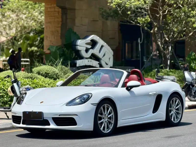 2018 Porsche 718 Boxster 2.0T — миниатюра 1