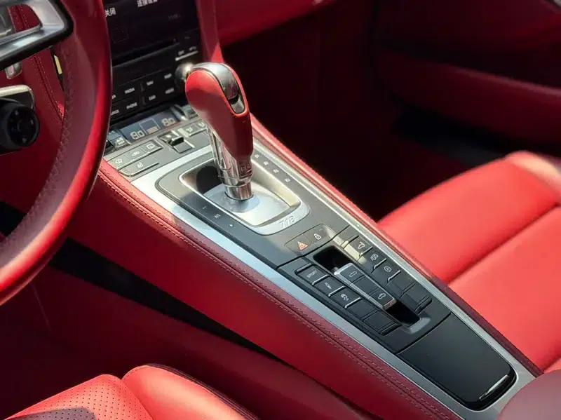2018 Porsche 718 Boxster 2.0T — миниатюра 13