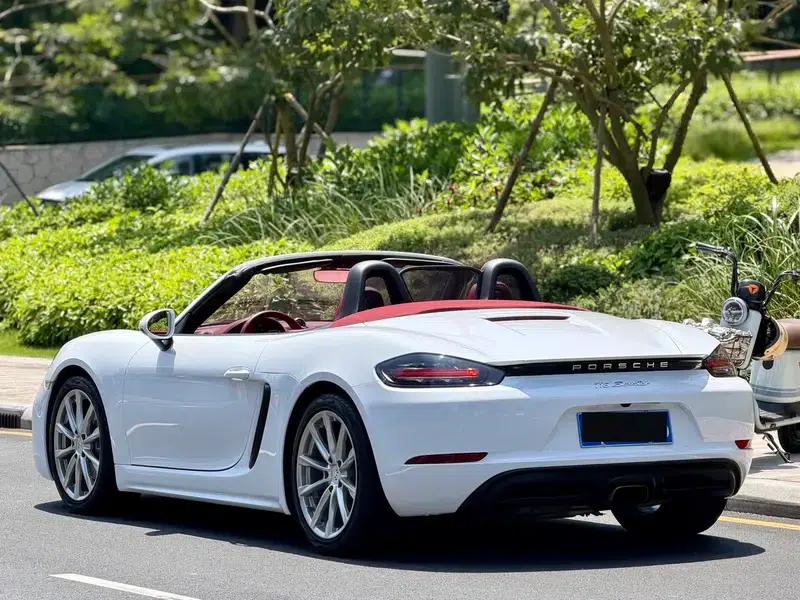 2018 Porsche 718 Boxster 2.0T — миниатюра 9