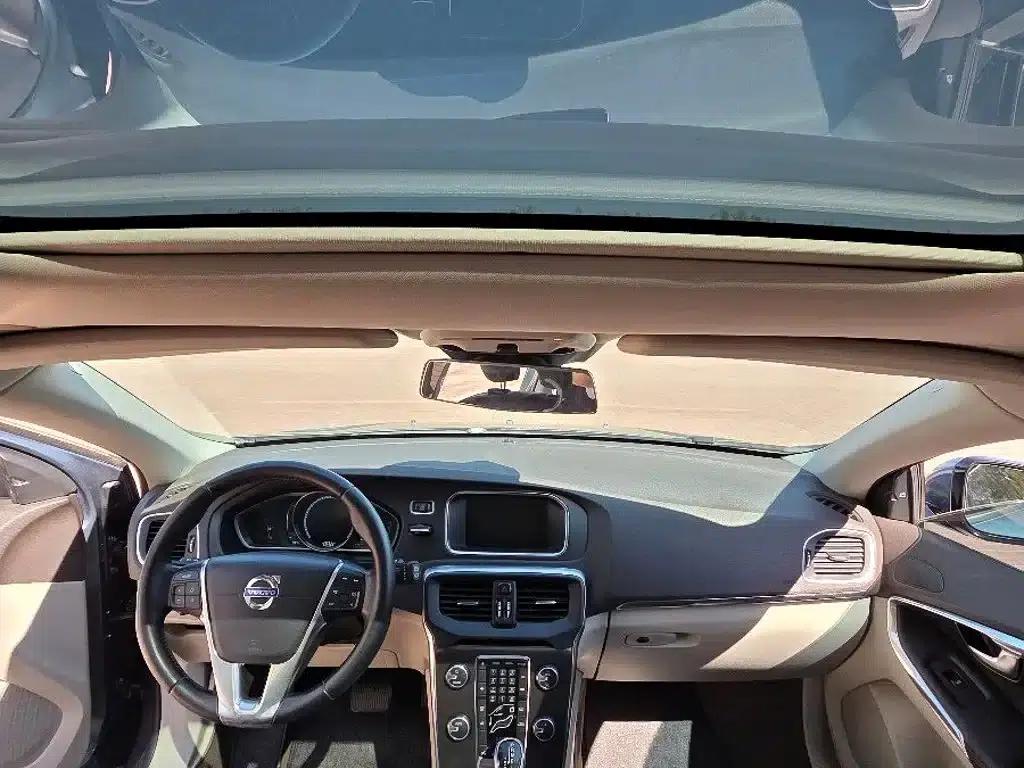 2014 Volvo V40 2.0T Smart Edition — миниатюра 7