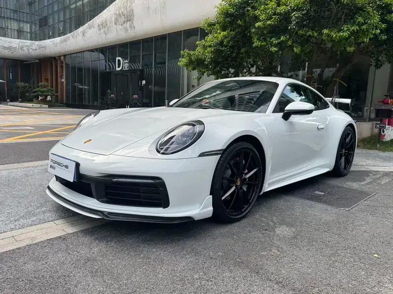 2024 Porsche 911 3.0T Automatic AWD 4-Seater Factory Custom Edition — миниатюра 1