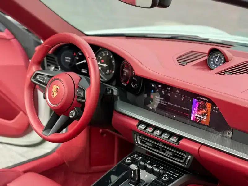 2023 Porsche 911 Targa 4 3.0T — миниатюра 17