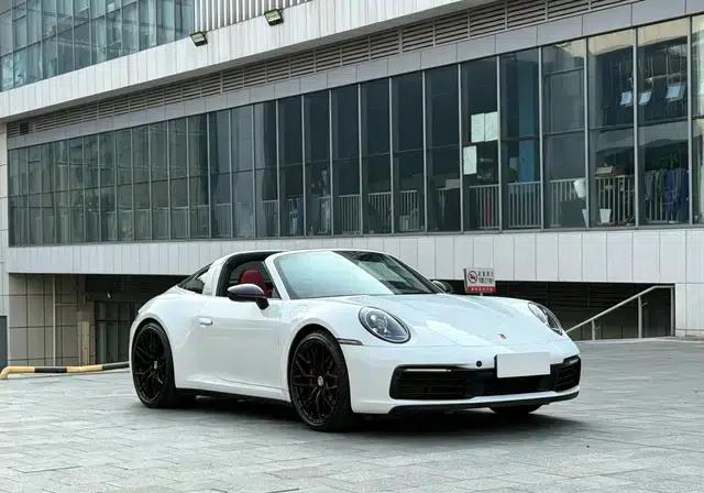 2023 Porsche 911 Targa 4 3.0T — миниатюра 3