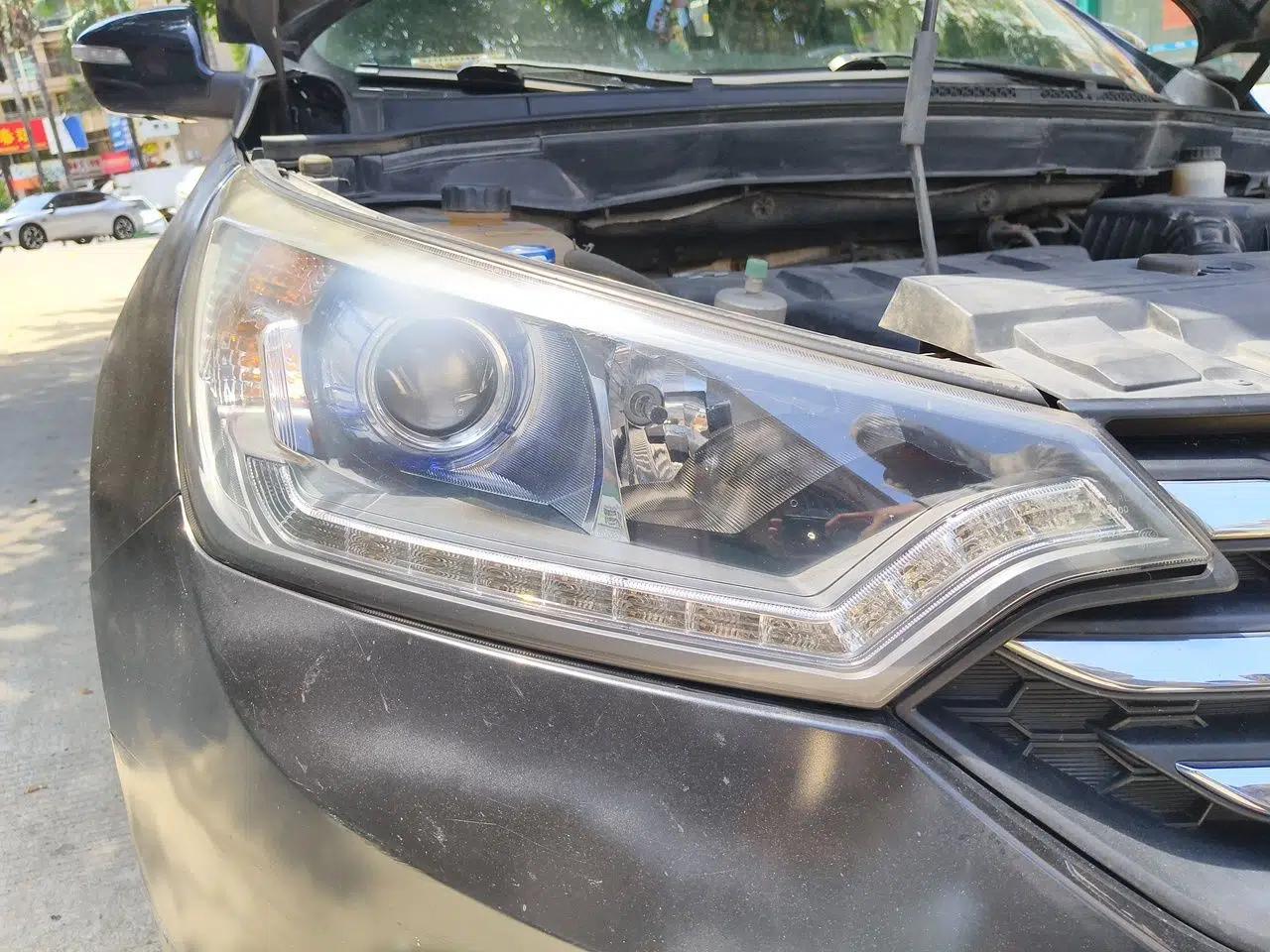Dongfeng Aeolus AX7 2016 2.0L Automatic Zhiyi Trim — миниатюра 7